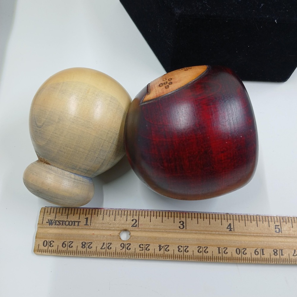 Japanese Kokeshi Wooden Doll Pair Hand Painted Kimono‎ Couple Signed Lacquered - Picture 14 of 15